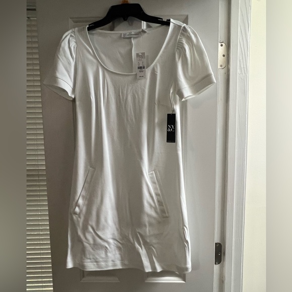 Ny & Co. fitted above the knee length dress. White with pockets XXSmall Petite. - Picture 1 of 8